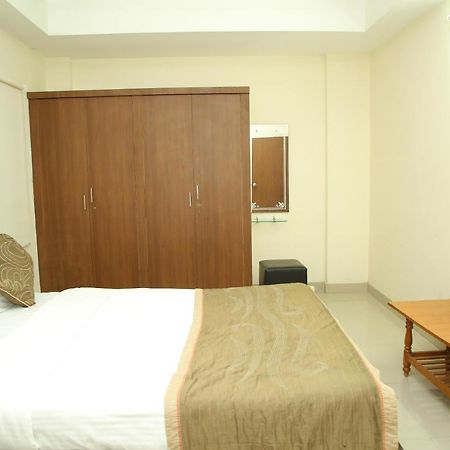 Skyview Suites Hyderabad Exteriör bild
