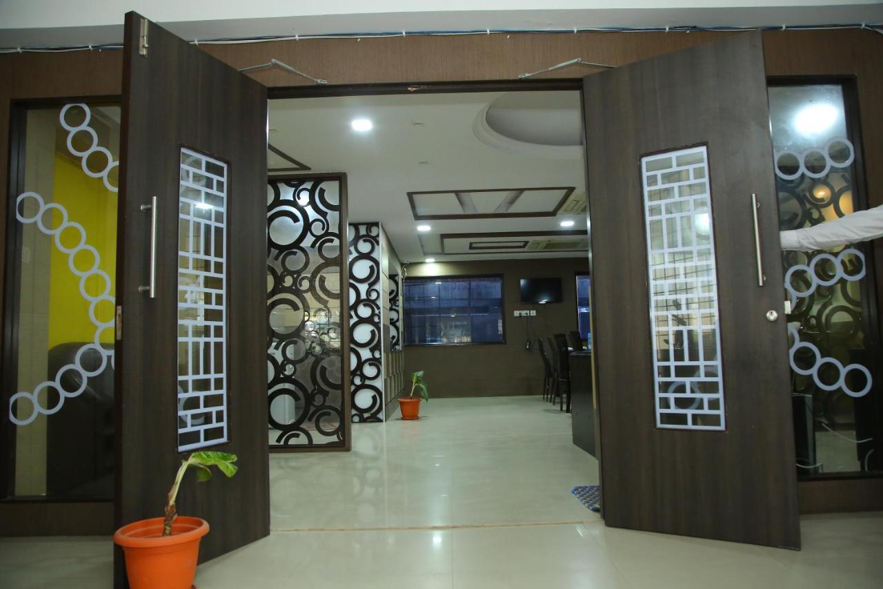 Skyview Suites Hyderabad Exteriör bild