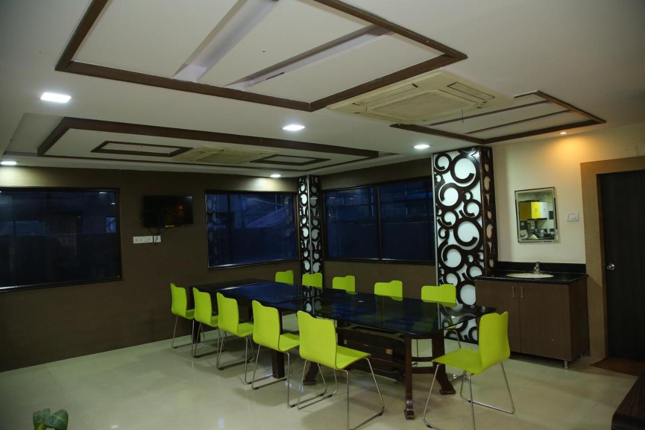 Skyview Suites Hyderabad Exteriör bild