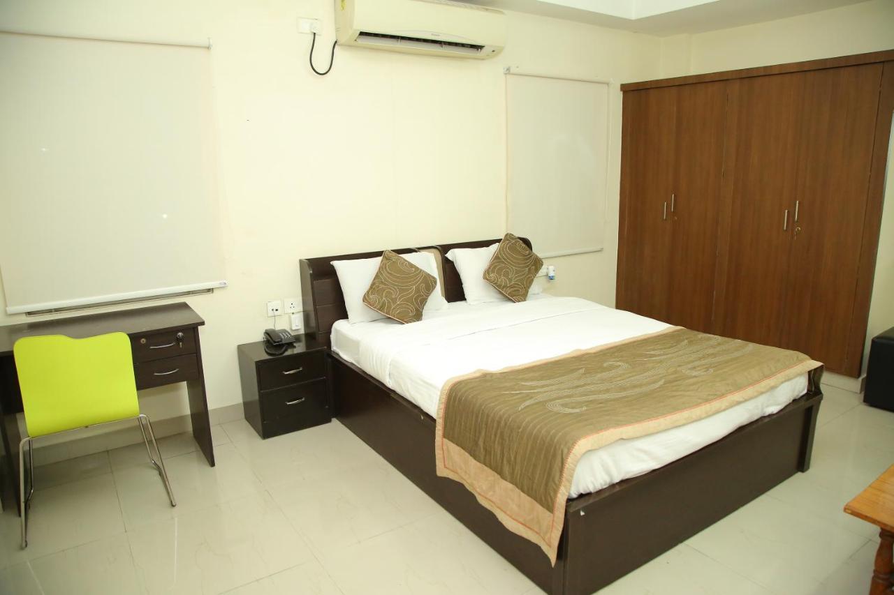Skyview Suites Hyderabad Exteriör bild
