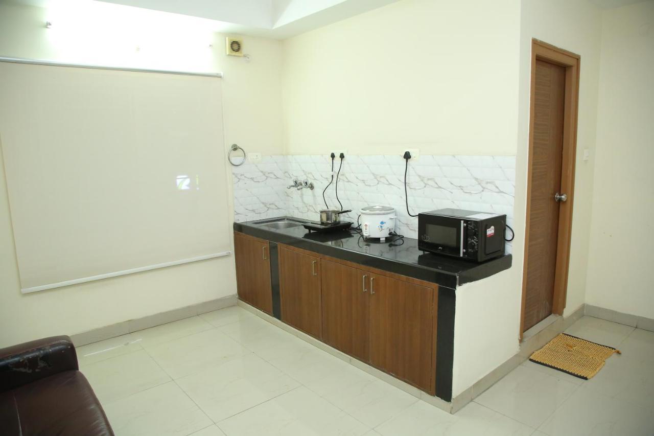 Skyview Suites Hyderabad Exteriör bild